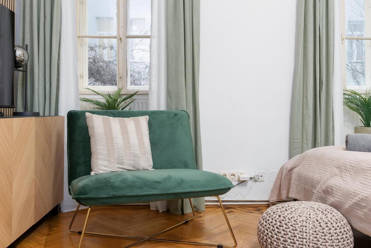 Designer Apartment, Central, Next To Danube *