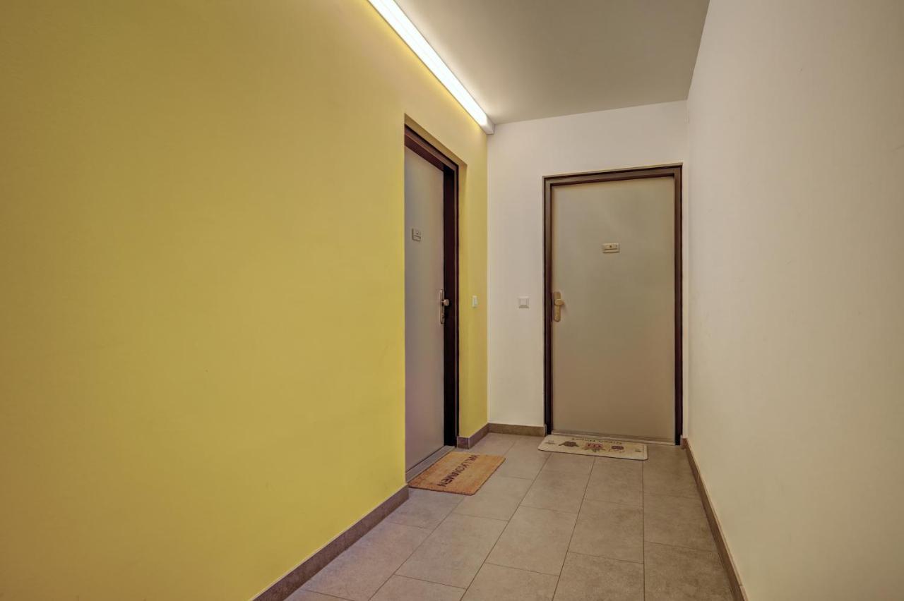 Carin Deluxe Ii Apartment *