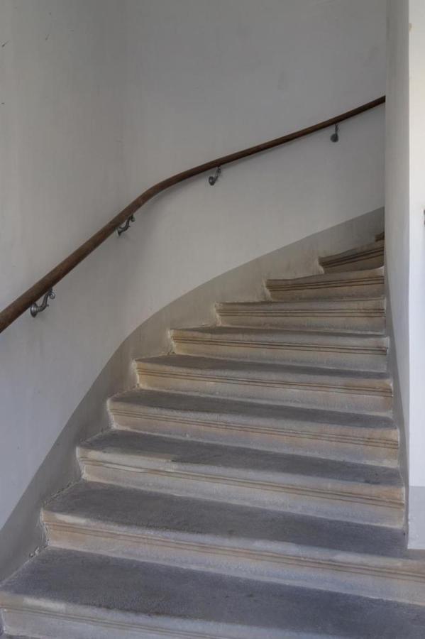 Apartment 10-next Metro U3 *