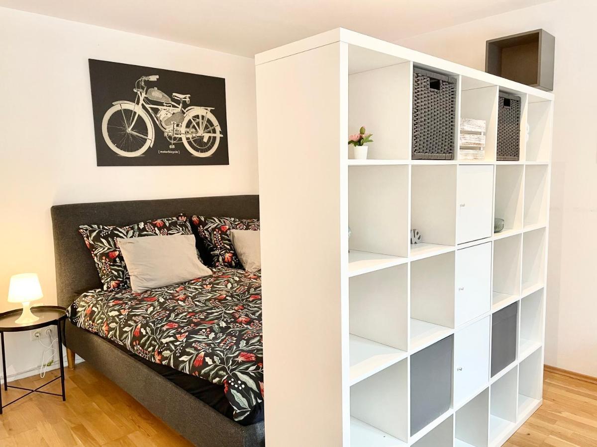 Apartment Premium With Balcony In Classy Area Vienna
