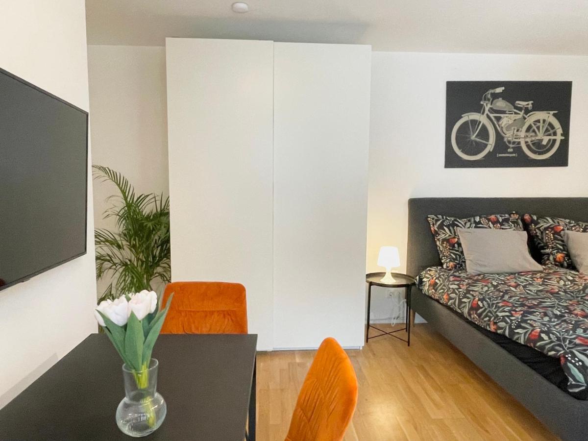 Premium With Balcony In Classy Area Apartment *
