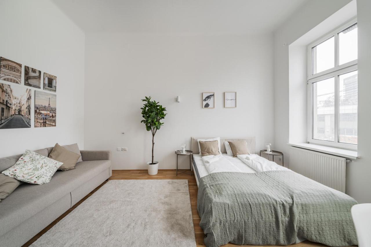 Apartment Stylisch In Vienna's 18th District