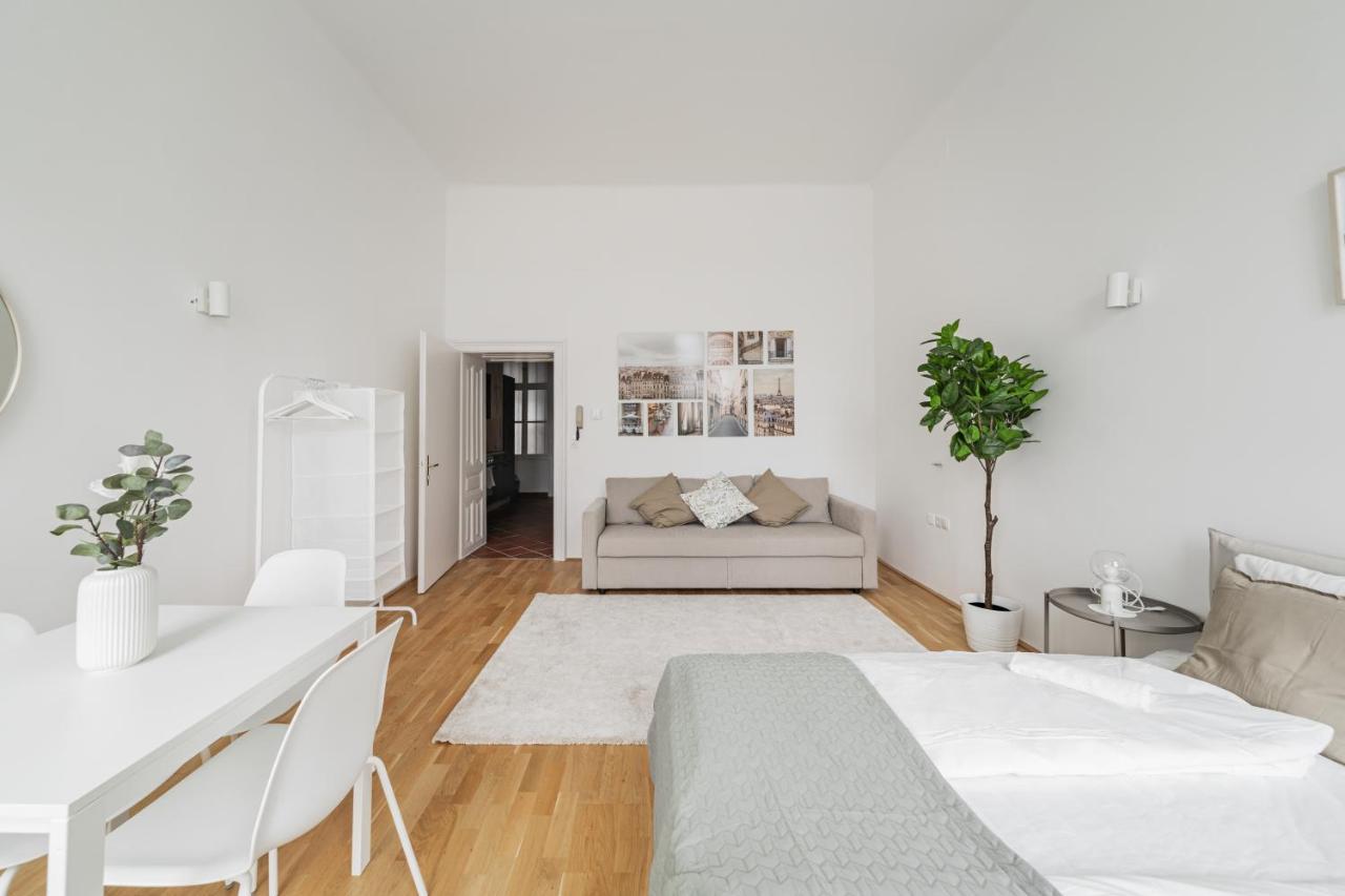Stylisch In Vienna's 18th District Apartment *
