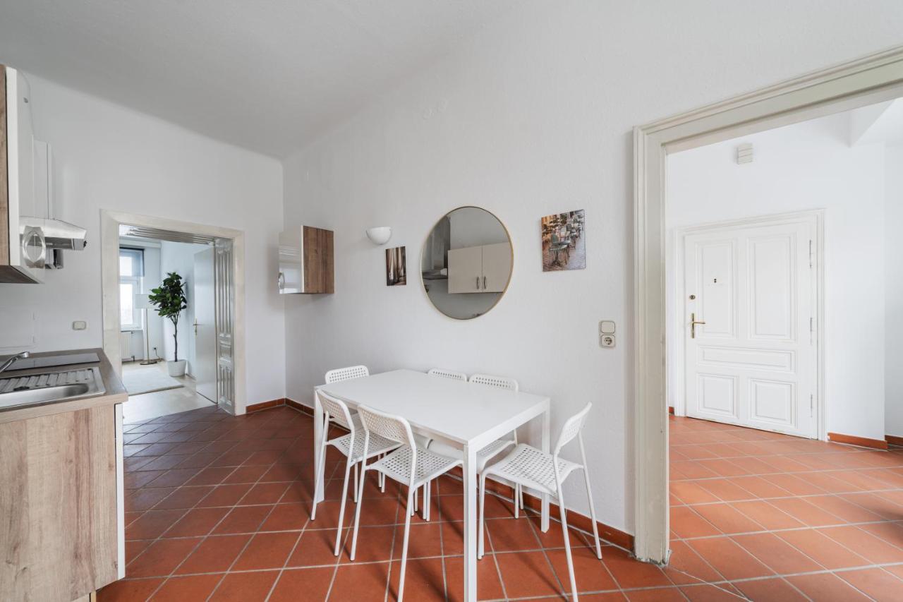 Apartment Stylisch In Vienna's 18th District