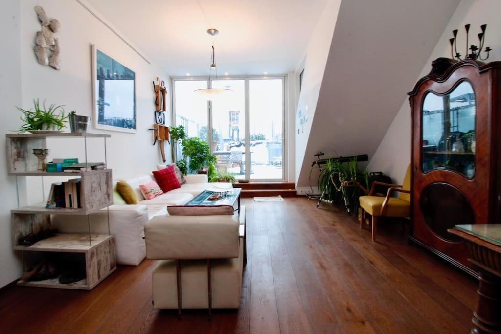 Rooftop Garden Loft 360 View Over Apartment