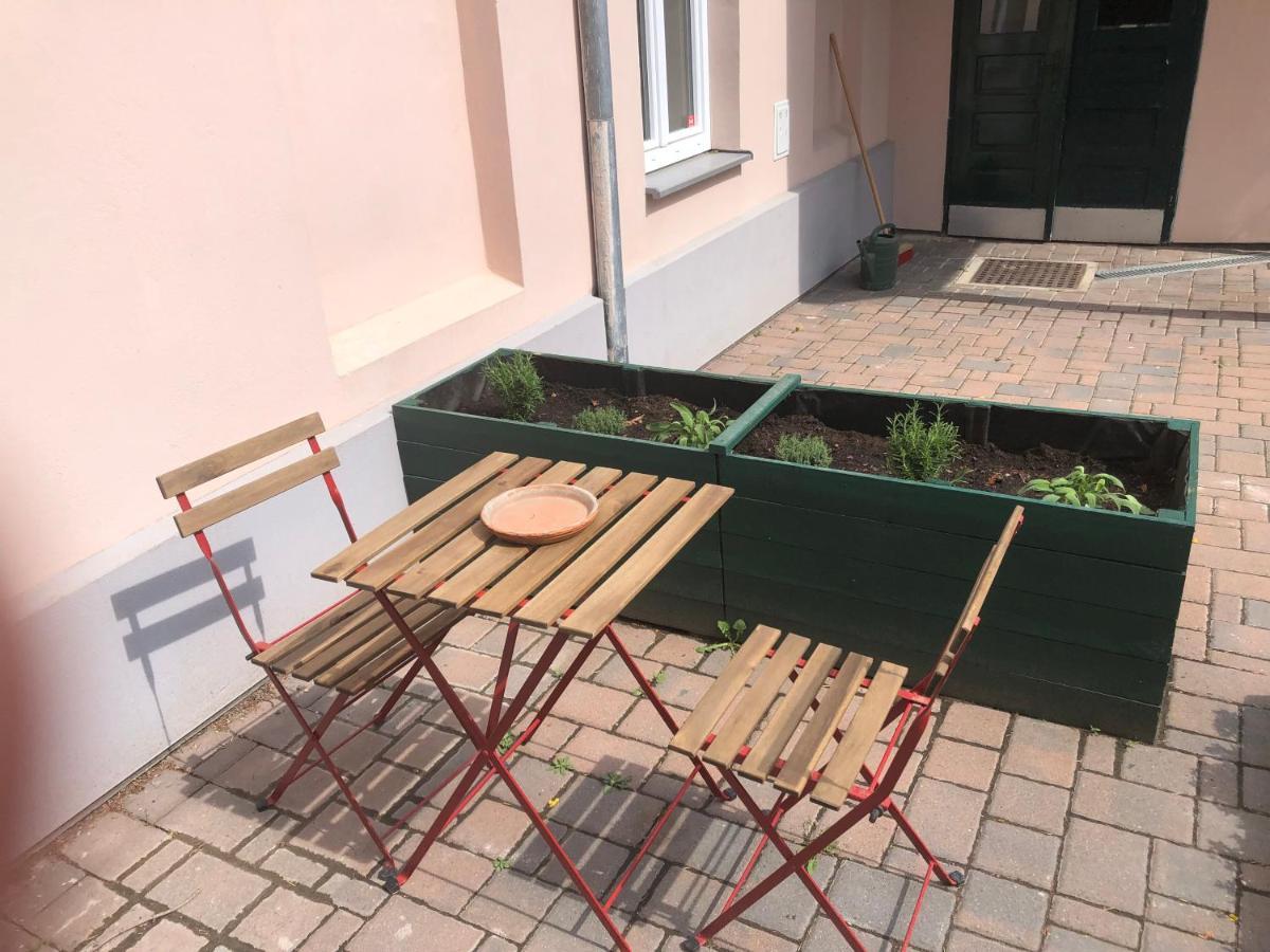2 Mit Terrasse! Schonbrunn-nahe * Wien