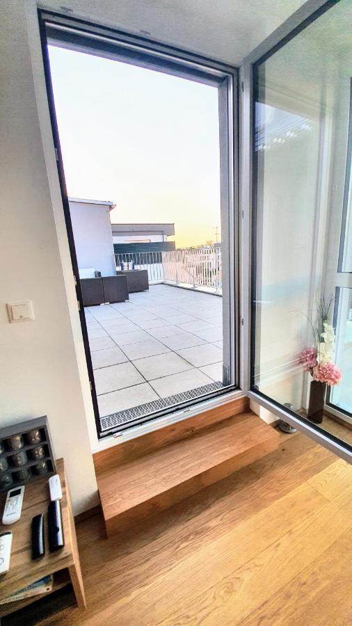 Rooftop Terrace, Free Garage Parking And Pool! Apartment Vienna