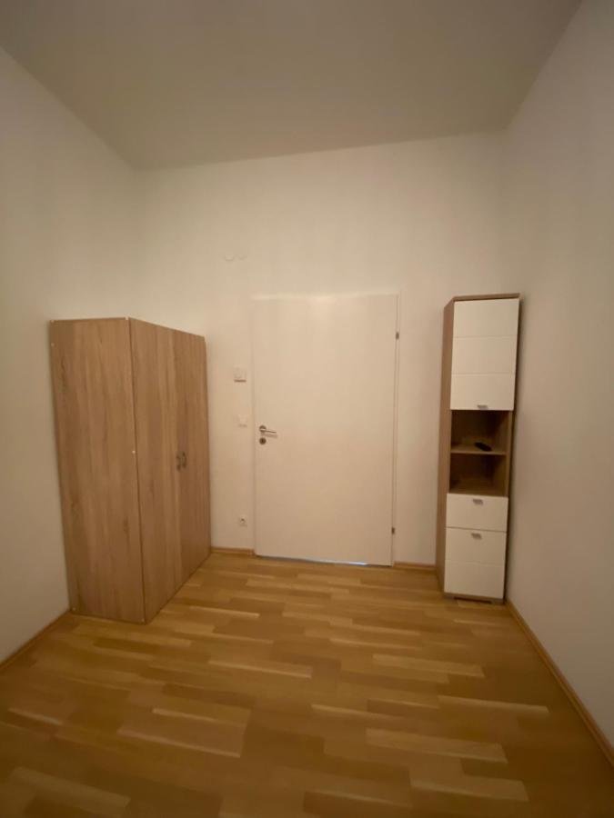 18 * Vienna
