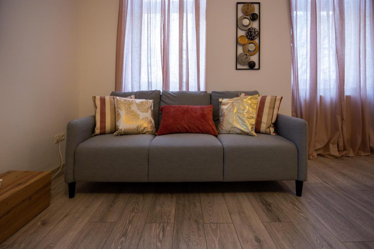 The By Radiant Apartment