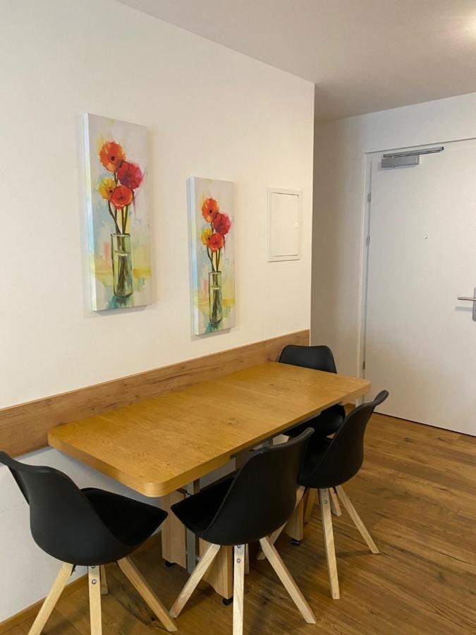 Modern With Balcony Near City Center * Vienna