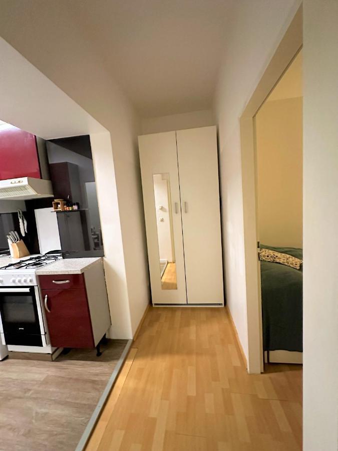 Apartment Cosy & Quiet In 17th District *
