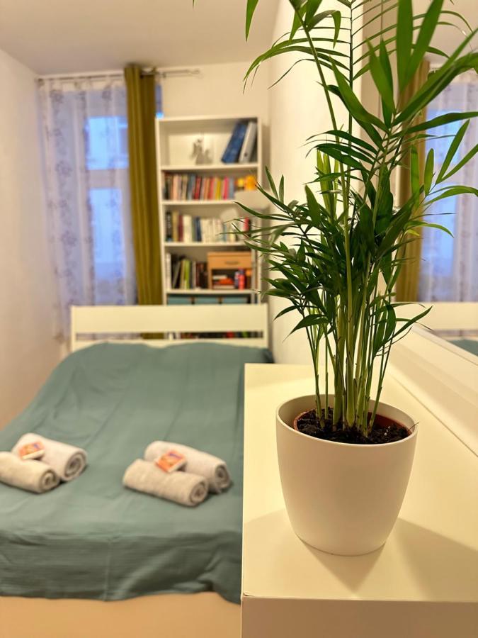 Apartment Cosy & Quiet In 17th District