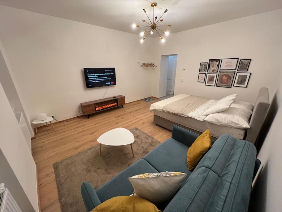 Near Hauptbahnhof - Kingsize Bed Vienna