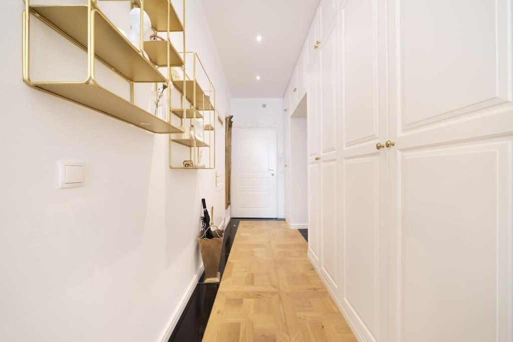 Apartment Vivid City Gem - A Reminiscence Of Gustav Mahler