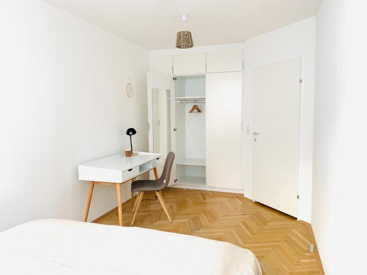 Ruhige Im Gasometer *wifi*u3*netflix* * Vienna