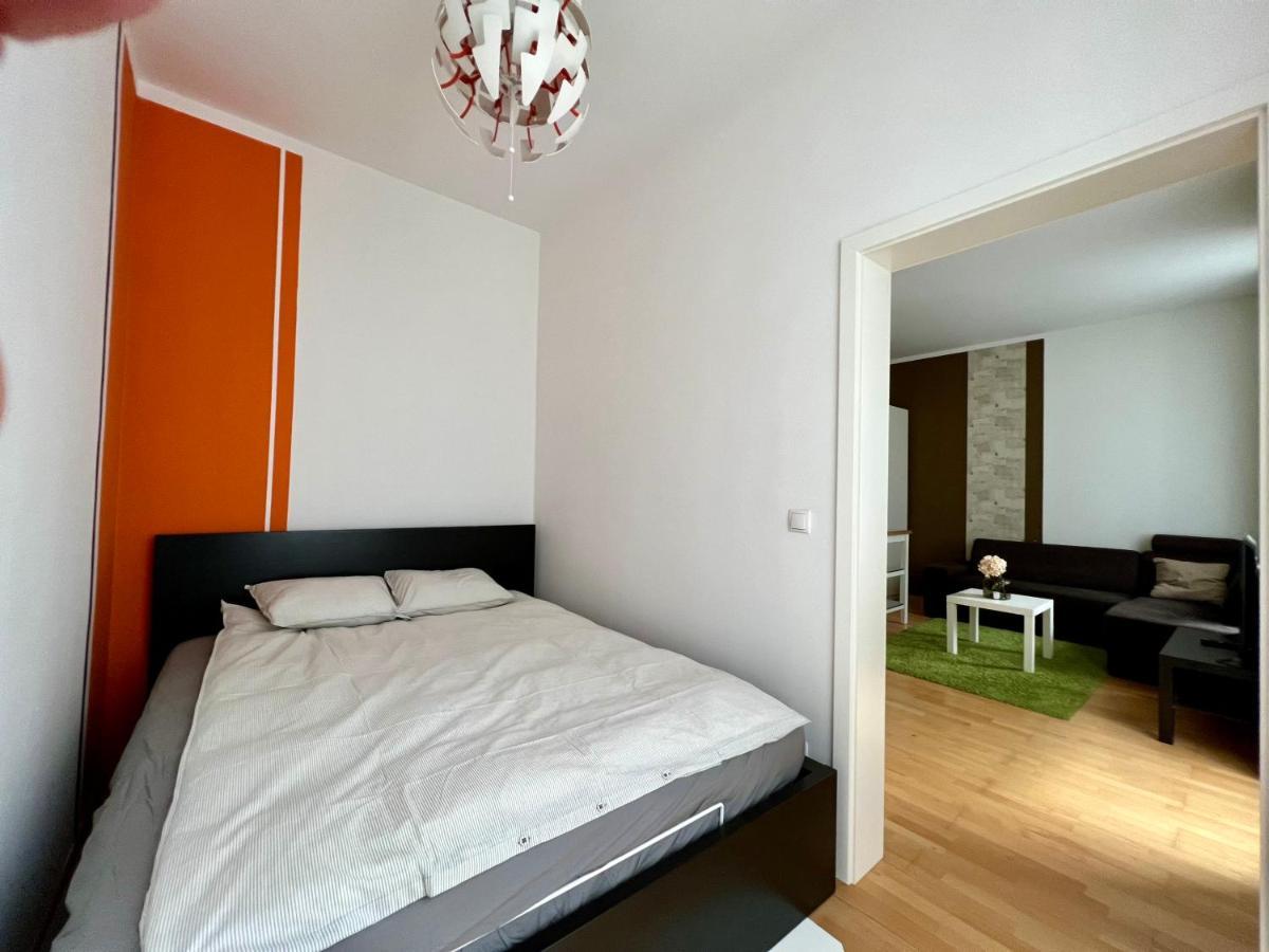 Cozy 2-room *