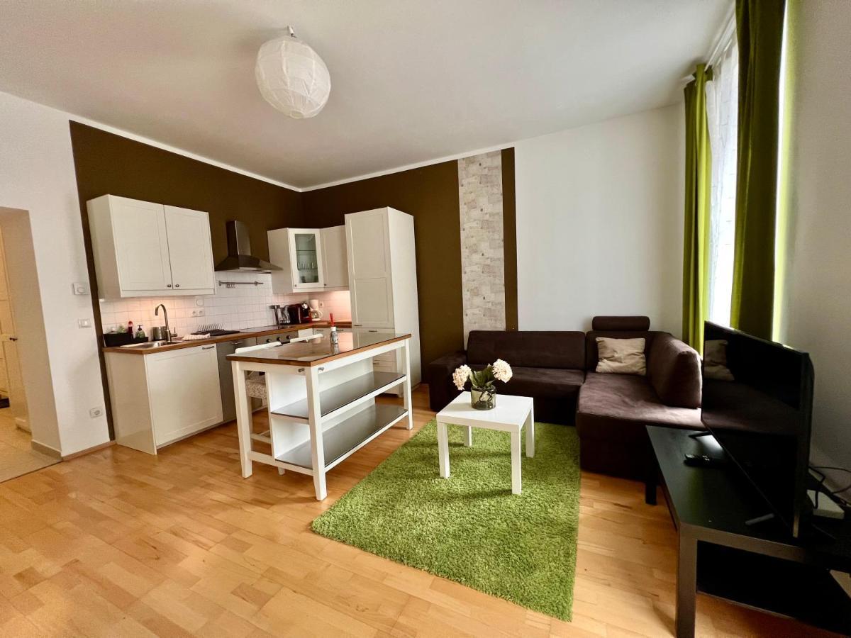 Cozy 2-room * Wien