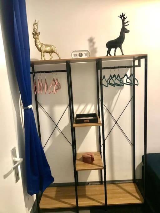 Klimatisierte Sehr Zentrale Wohnung-loftstyle- *