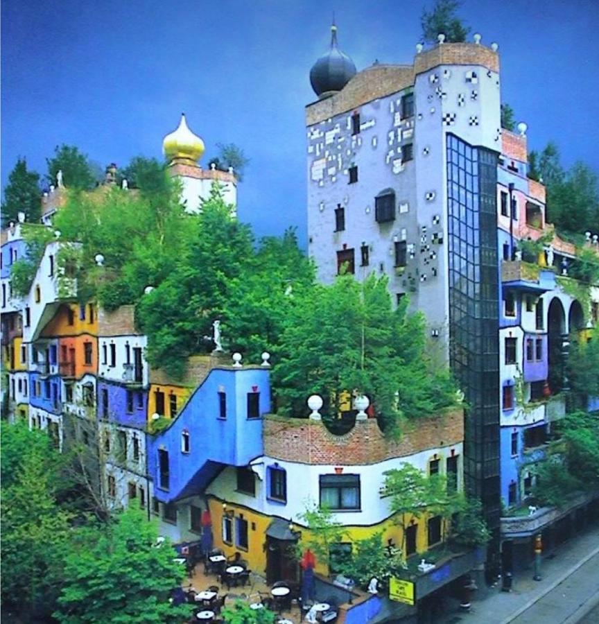 Klimatisierte Sehr Zentrale Wohnung-loftstyle- Apartment *