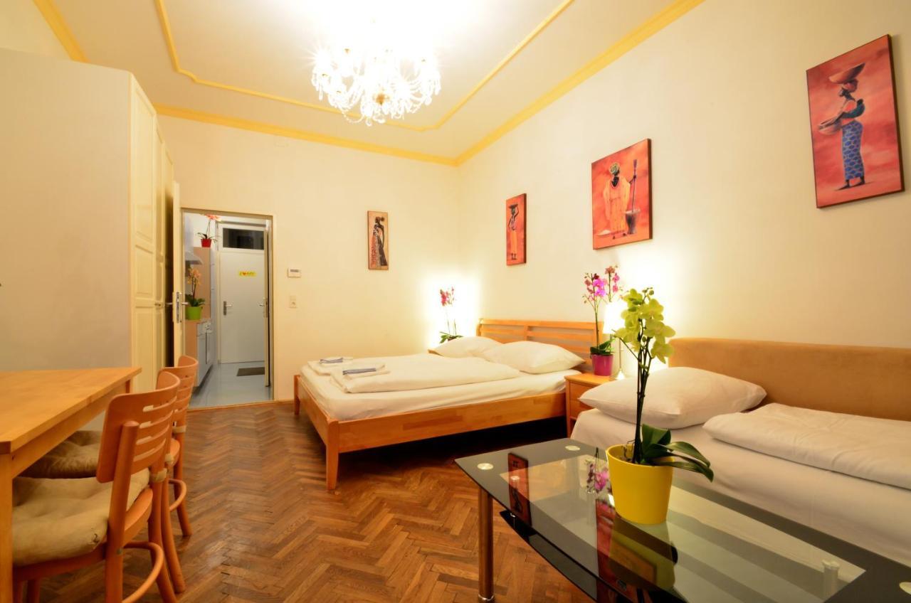 Ajo Messe - Contactless Check In 3* Vienna