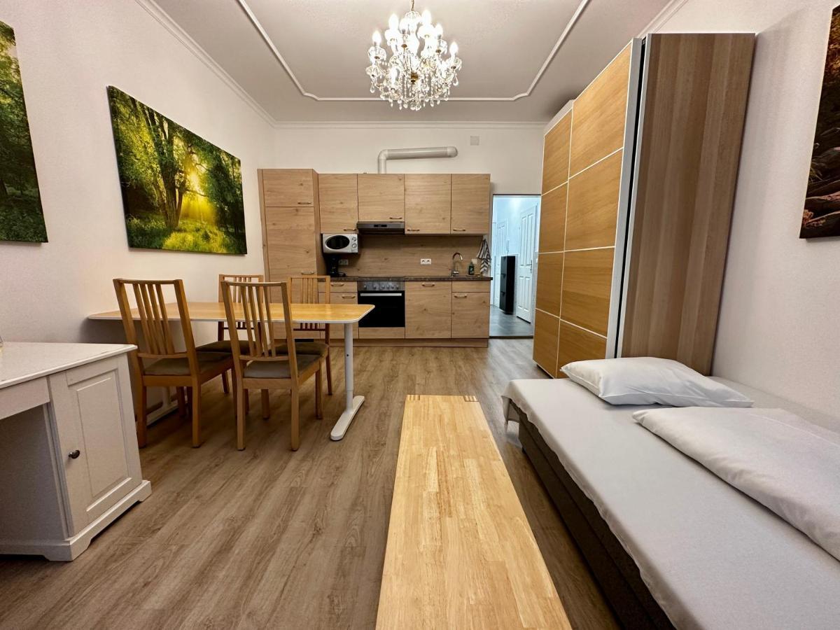 Ajo Messe - Contactless Check In Aparthotel Vienna