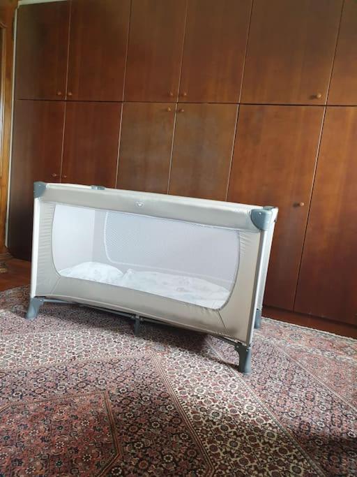Privatunterkunft Town House Near Metro & Center *