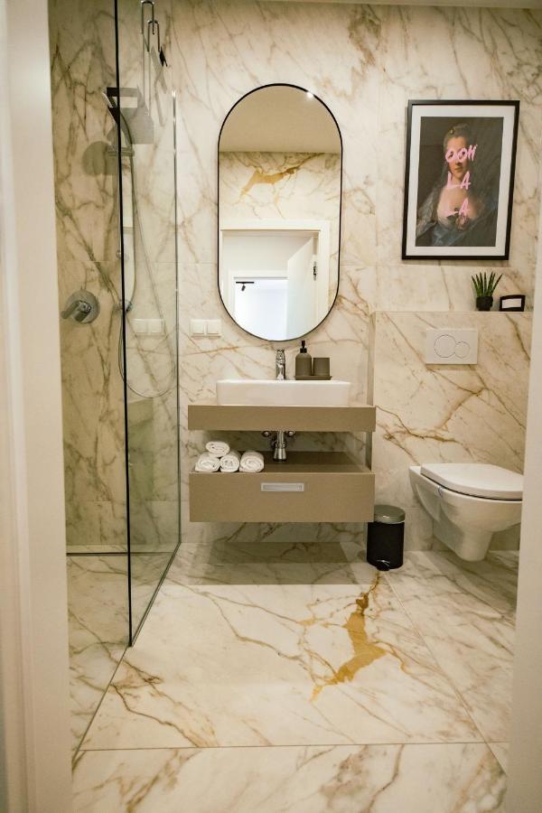 Urban Unit - Nearby Center Apartment