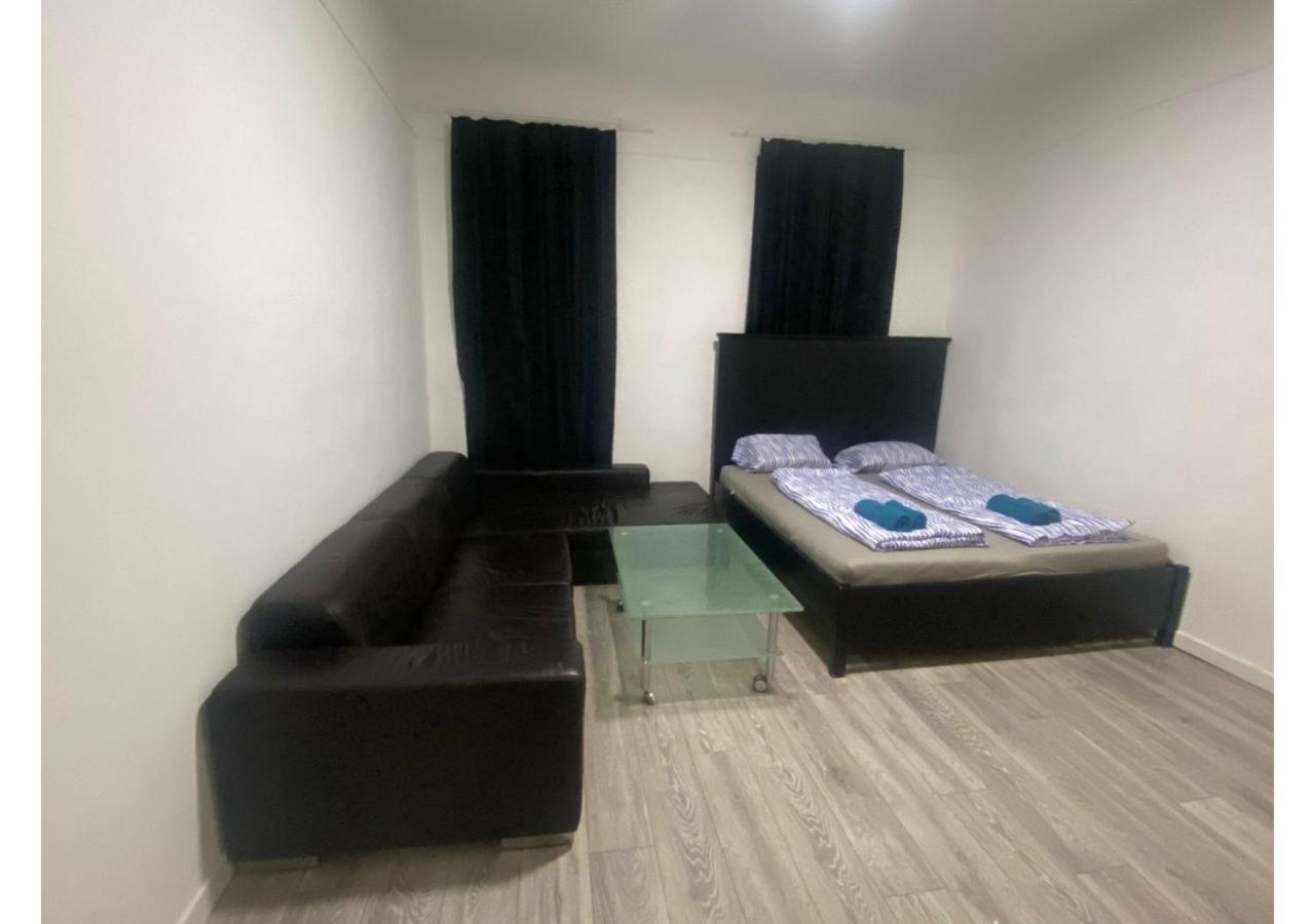 Apartment Budget -meidling Train Station & Schoenbrunn Vienna