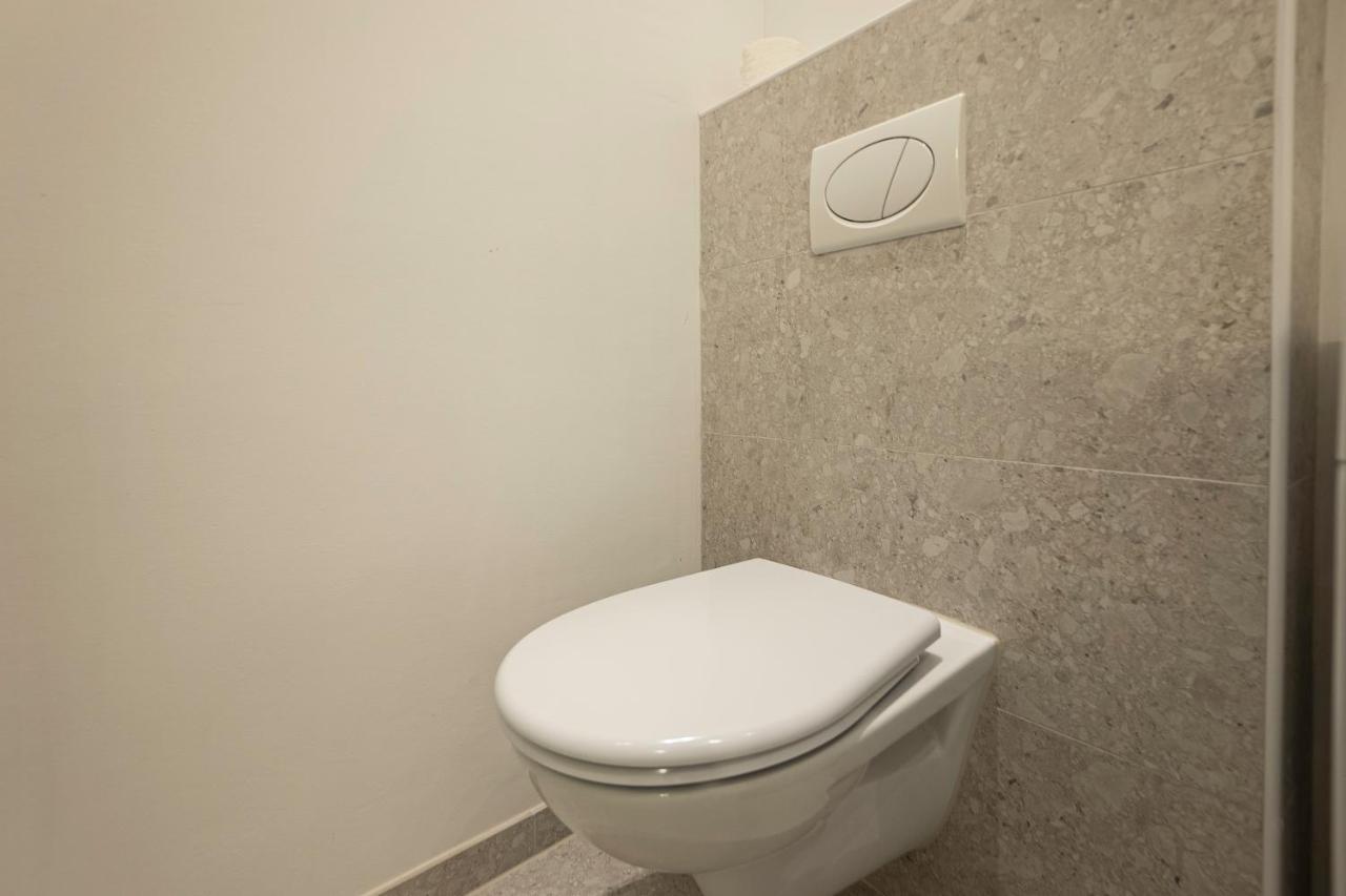 Experience Fresh Comfort In Our Brand-new In Vienna's 17th District Apartment