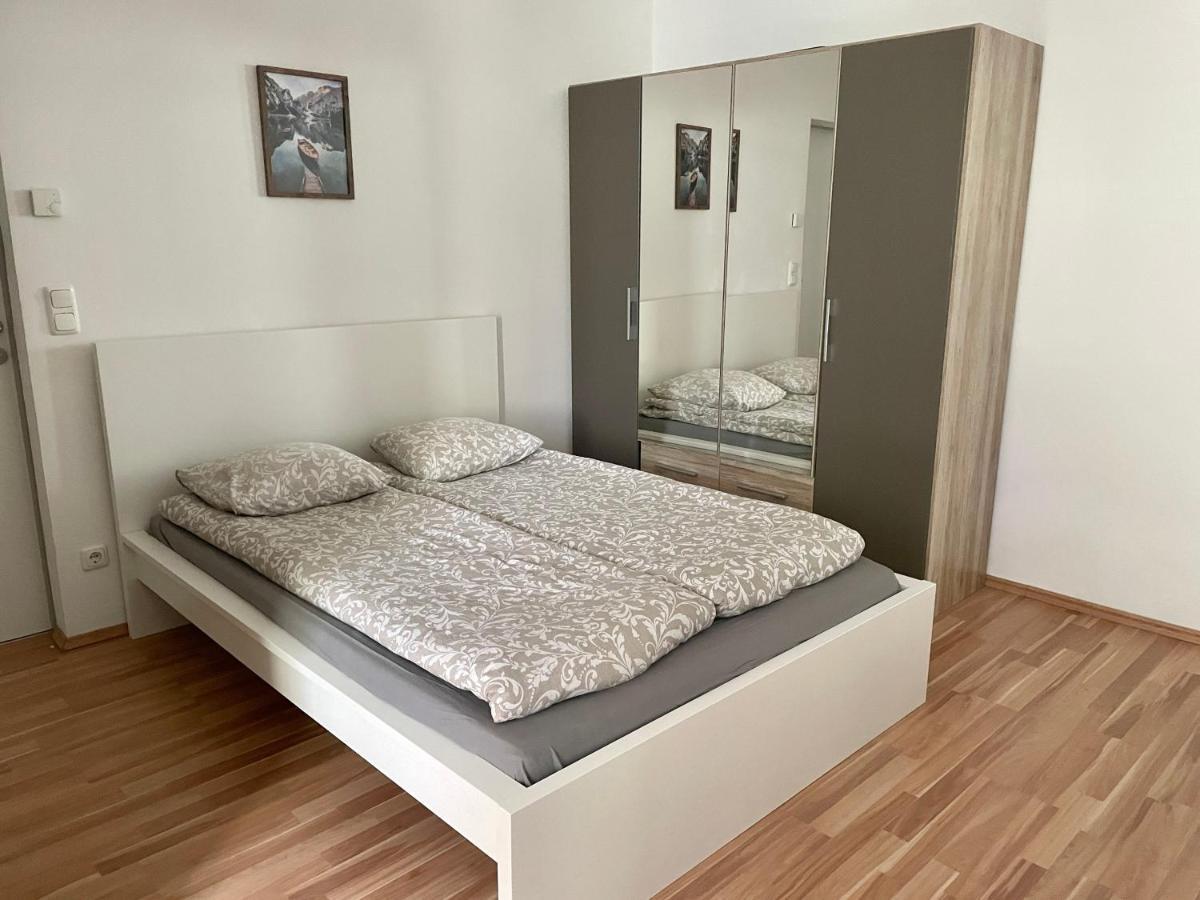 1 Bedroom Near Central Station