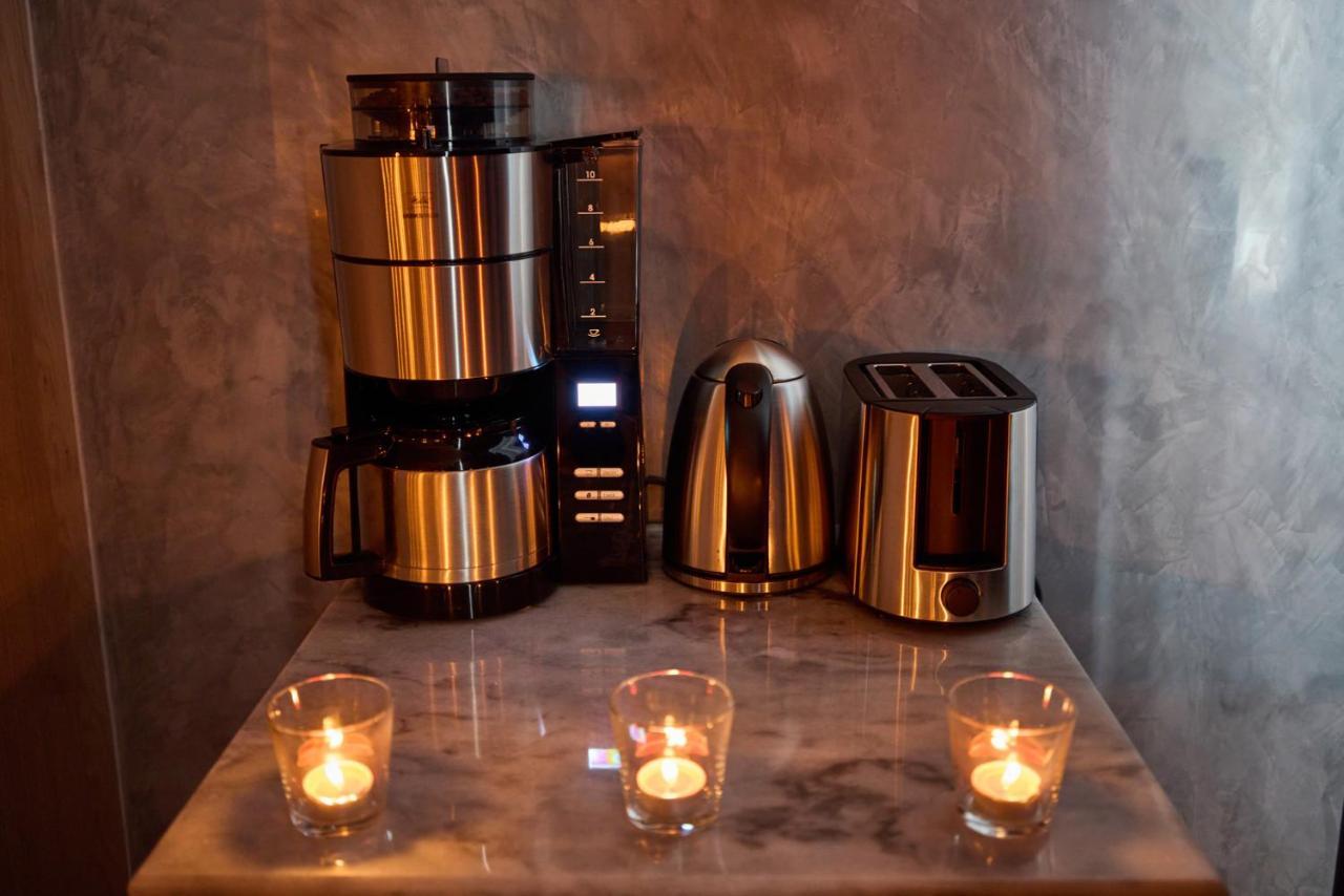 Sophies Place Augarten - Imperial Lifestyle Parking Apartment Vienna