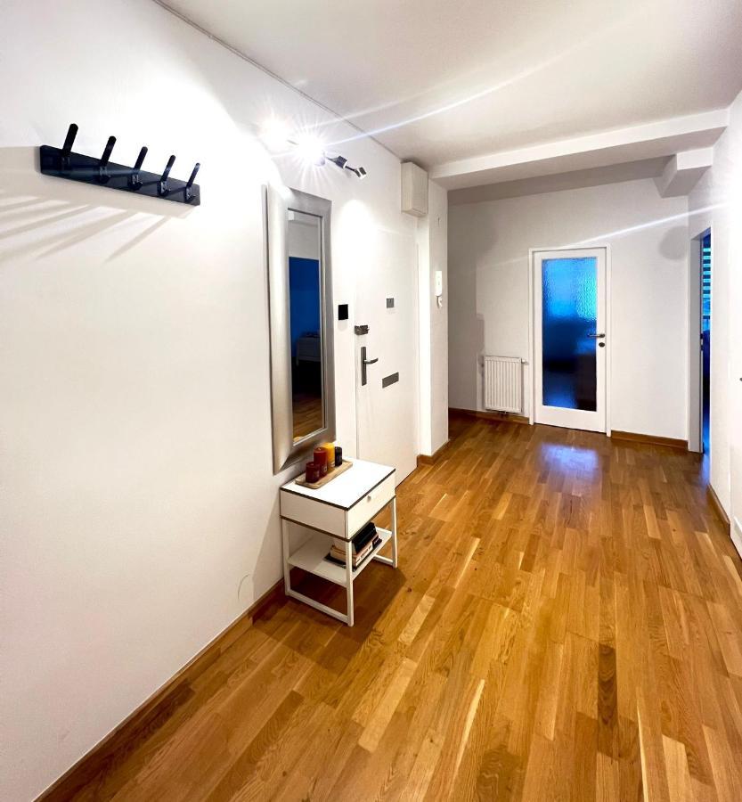 Spacious With Terrace * Wien