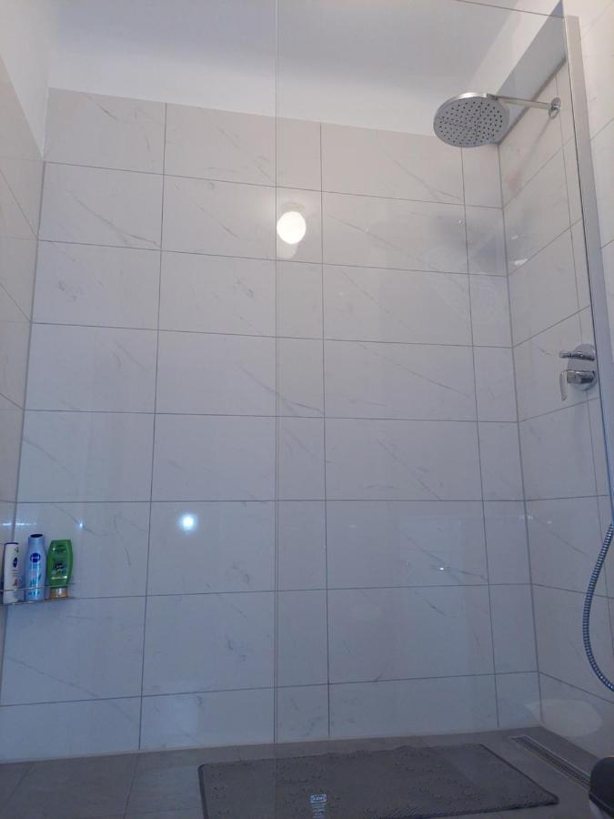 3-rooms For Up To 4 Persons Near To Prater