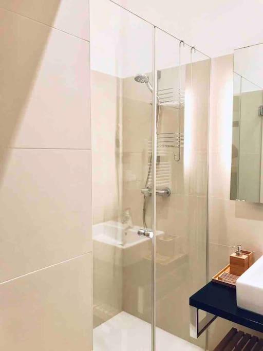 Apartment Luxury New Center -2. Wien