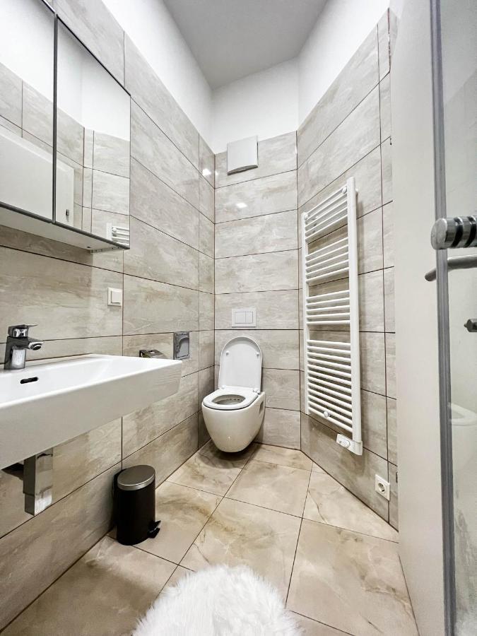 Comfortable & Good Located Flat Apartment *