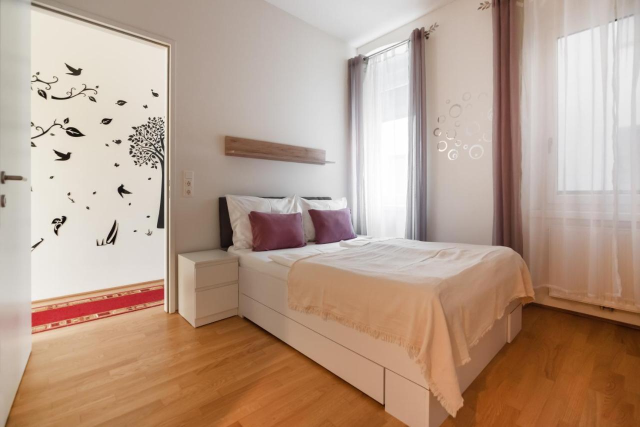 An Der Donau, 10 Minuten Ins Zentrum, Klimaanlage Apartamento