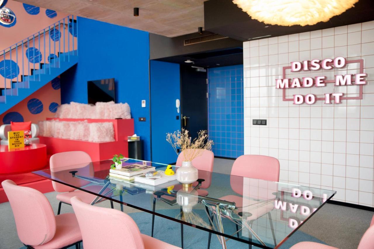 The Social Hub