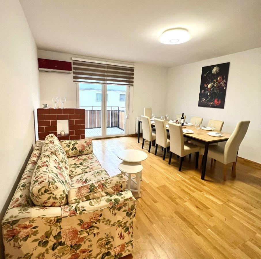 Spacious With Terrace * Wien