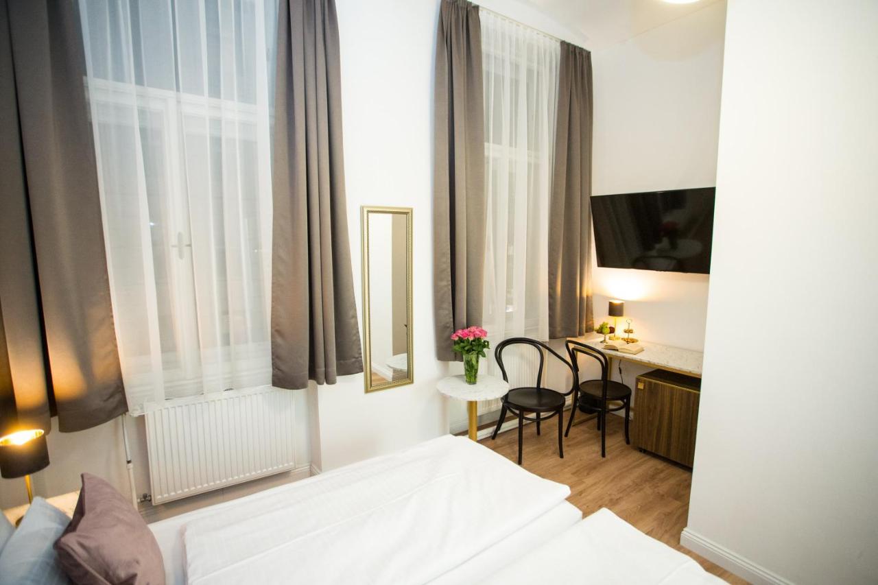 Hotel I Self Check In Viena