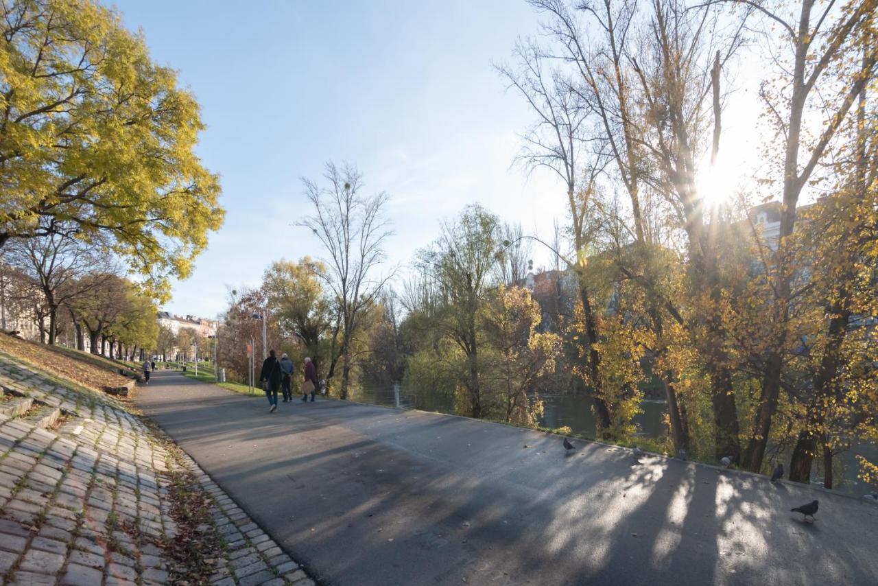 An Der Donau, 10 Minuten Ins Zentrum, Klimaanlage *