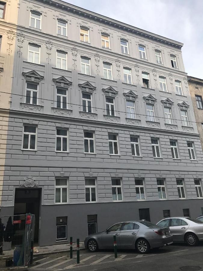 S&e *