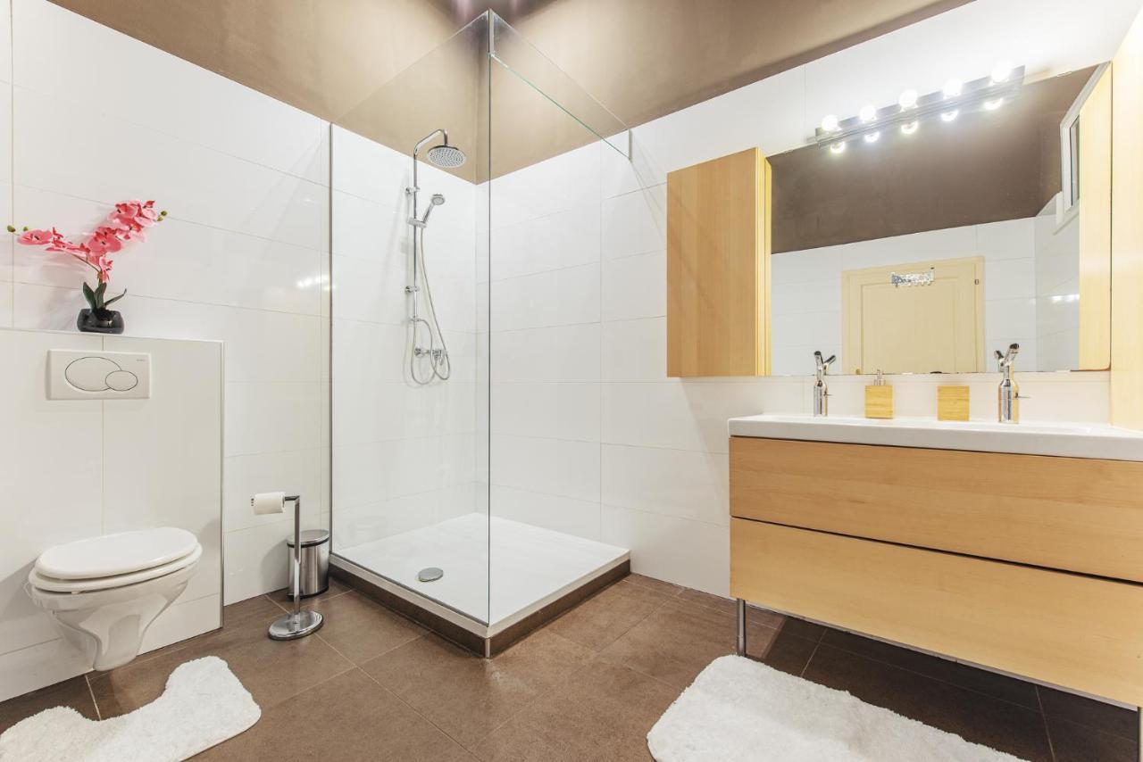 City-apartment In Center Of Apartment *