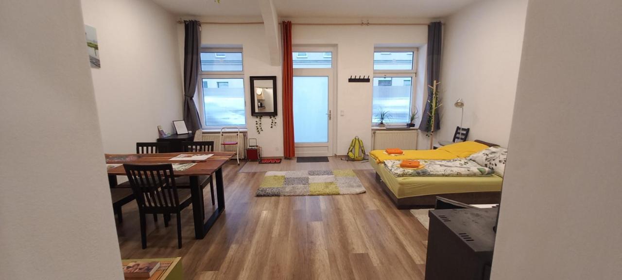 Apartment Mit Direktzugang *