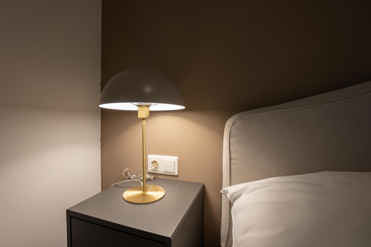 Stylish With Dedicated Working Space And Super King-size Bed Located Between Centre And Donau River Appartamento Vienna