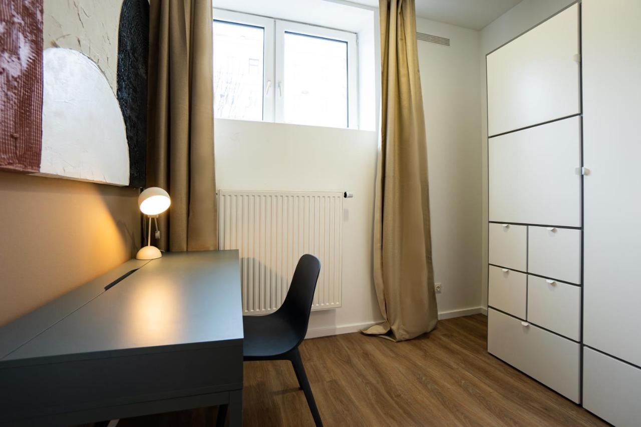 Appartamento Stylish With Dedicated Working Space And Super King-size Bed Located Between Centre And Donau River *