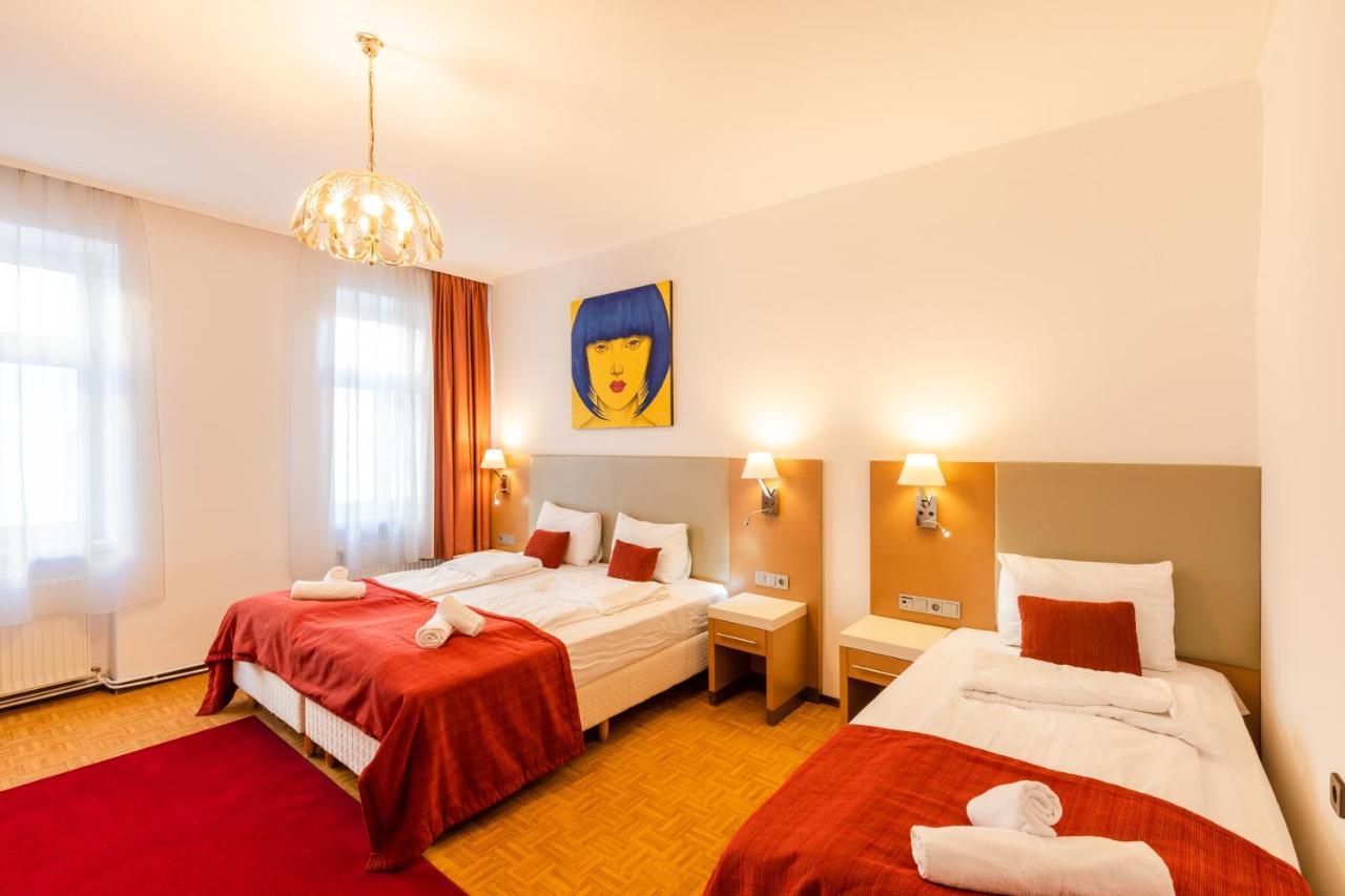 Hallo Nr 8 Wien