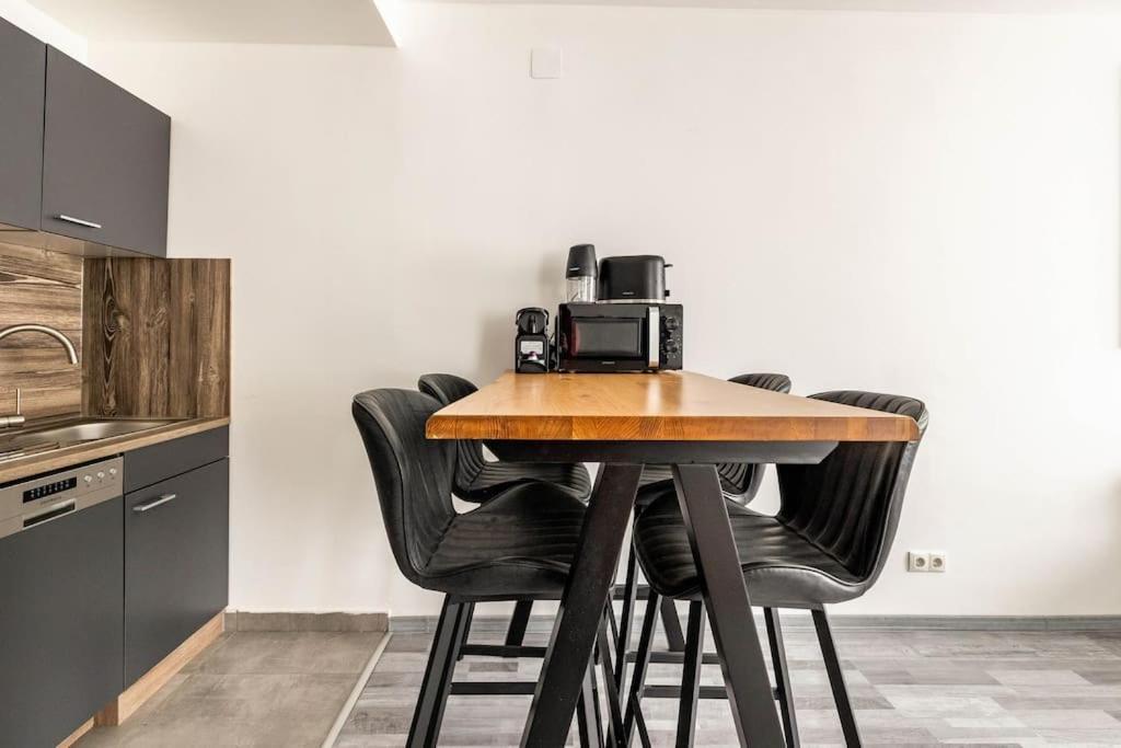 Cozy Renovated Close To Schoenbrunn Palace Vienna