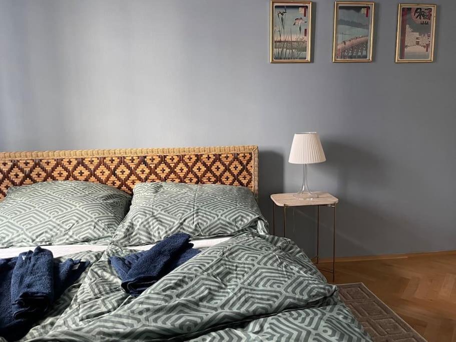 Apartment Modern & Charming @ Quarter! 7min To Center