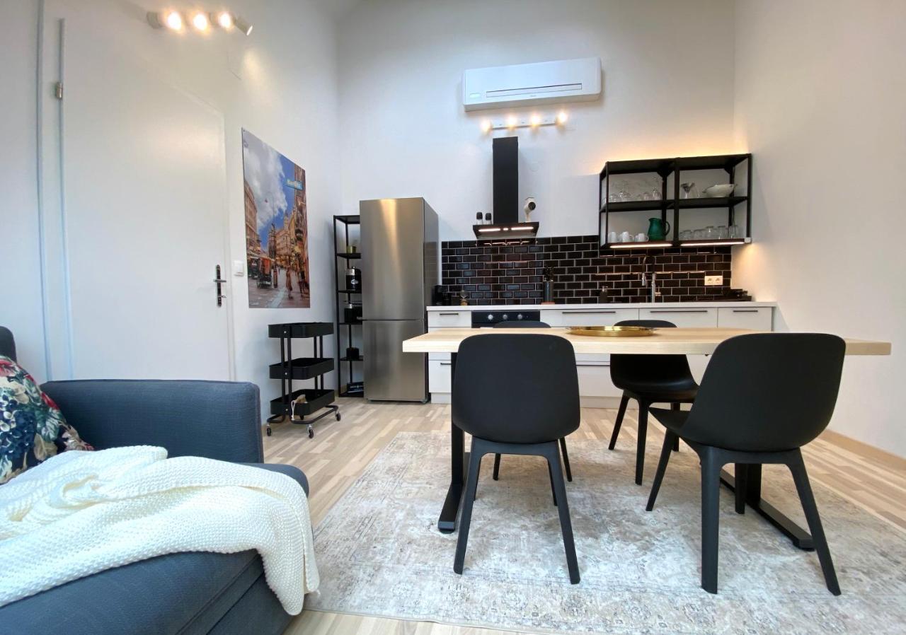 Stilvolle Dachgeschosswohnungen Mit Balkon In Innenstadt Naehe Apartamento
