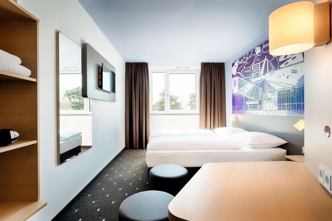 Wien-stadthalle 3* Vienna